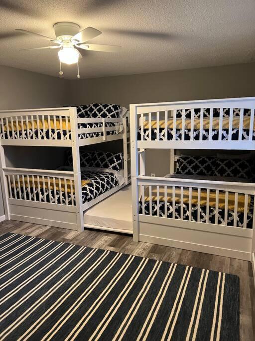 Pocono Paradise - 3 Bedroom 3 And Half Bathroom Townhouse تانيرسفيل المظهر الخارجي الصورة